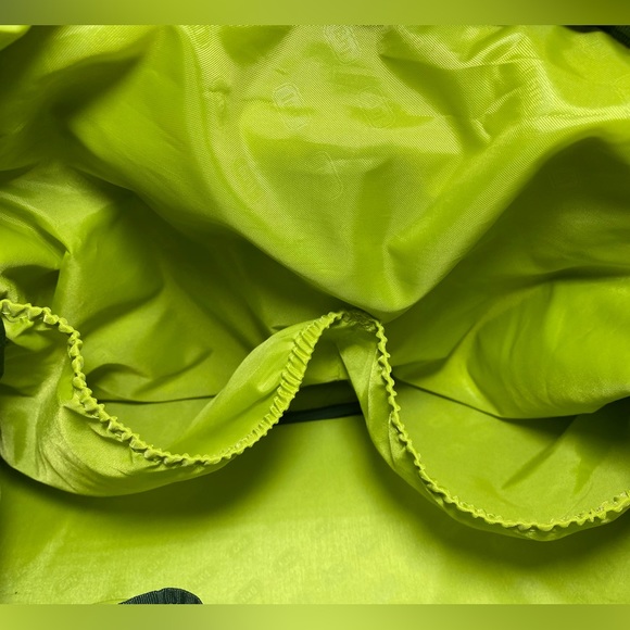 Lug Cartwheel & Drawstring Bag Overnight Bag Olive Green GUC Weekender Duffle - Picture 16 of 16